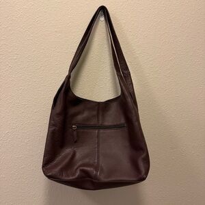 The Sak Huntley Leather Hobo Shoulder Bag in Cabernet